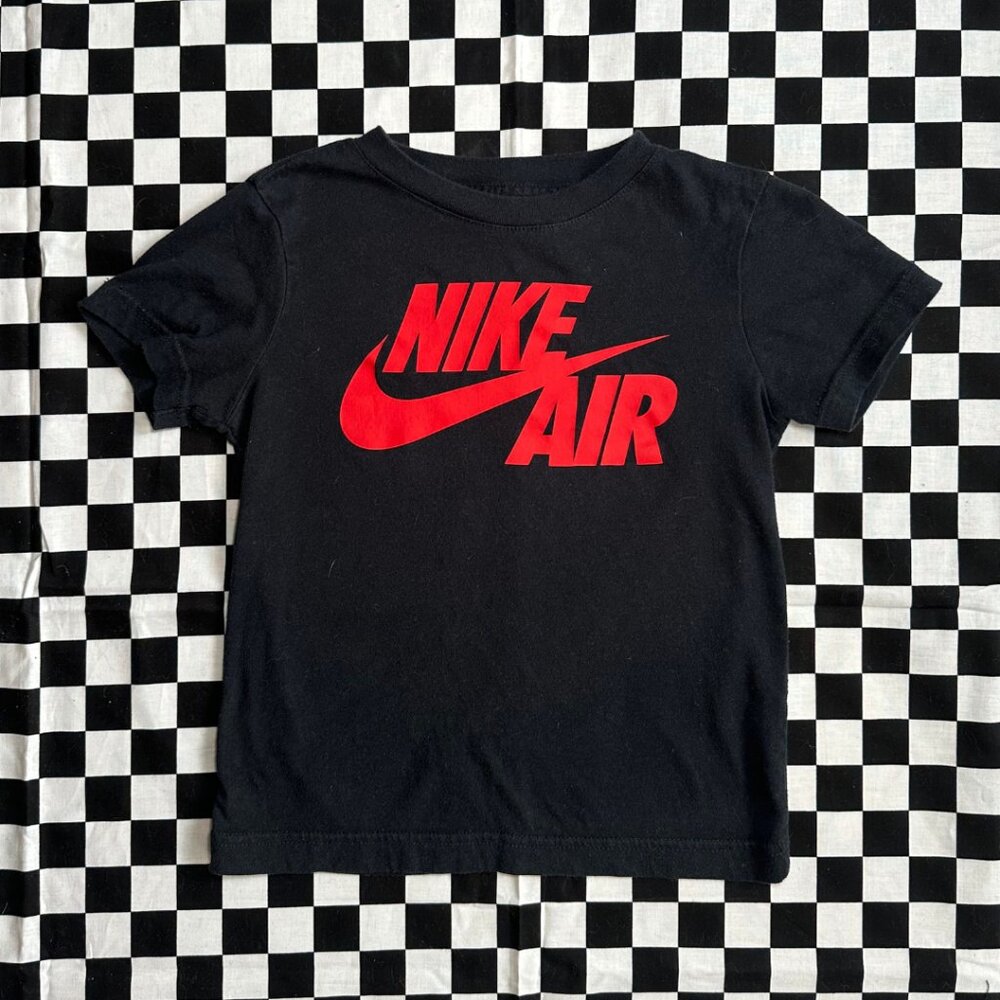 Nike Baby Tee / Crop Top